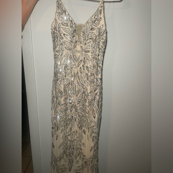 Mac Duggal 5107 Embellished Gold Leaf Long Evening Gown - Picture 9 of 16